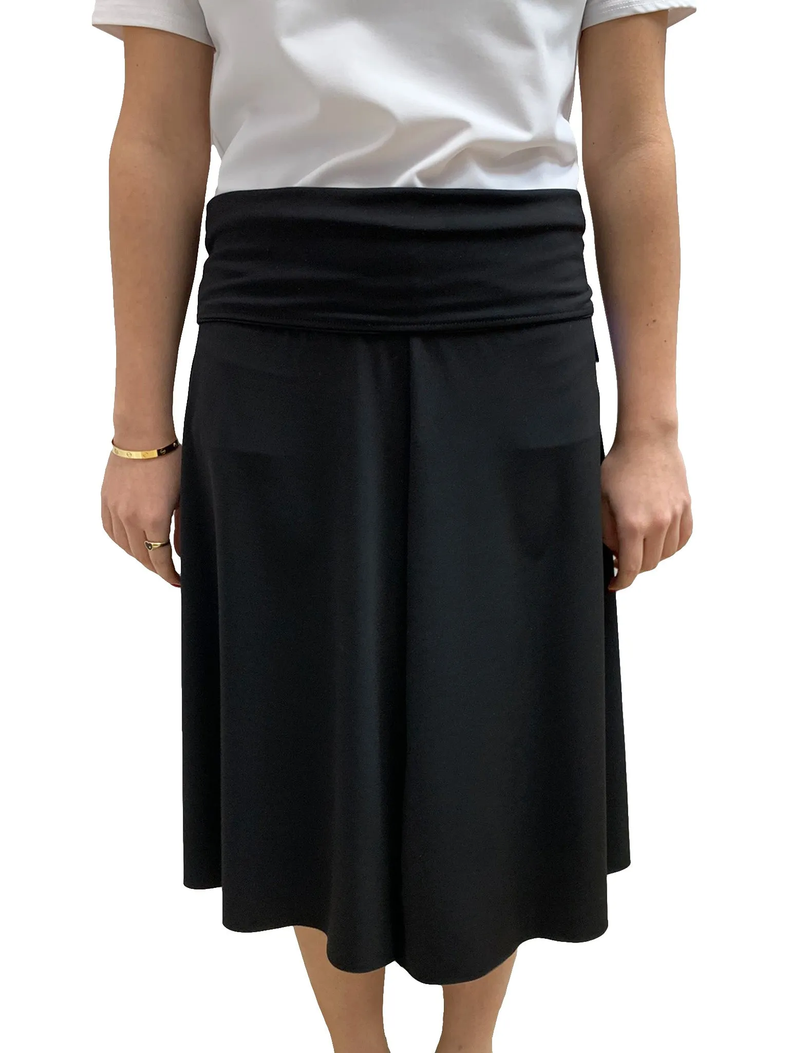 Ladies Active Skirt Knee Length (23 Inches)