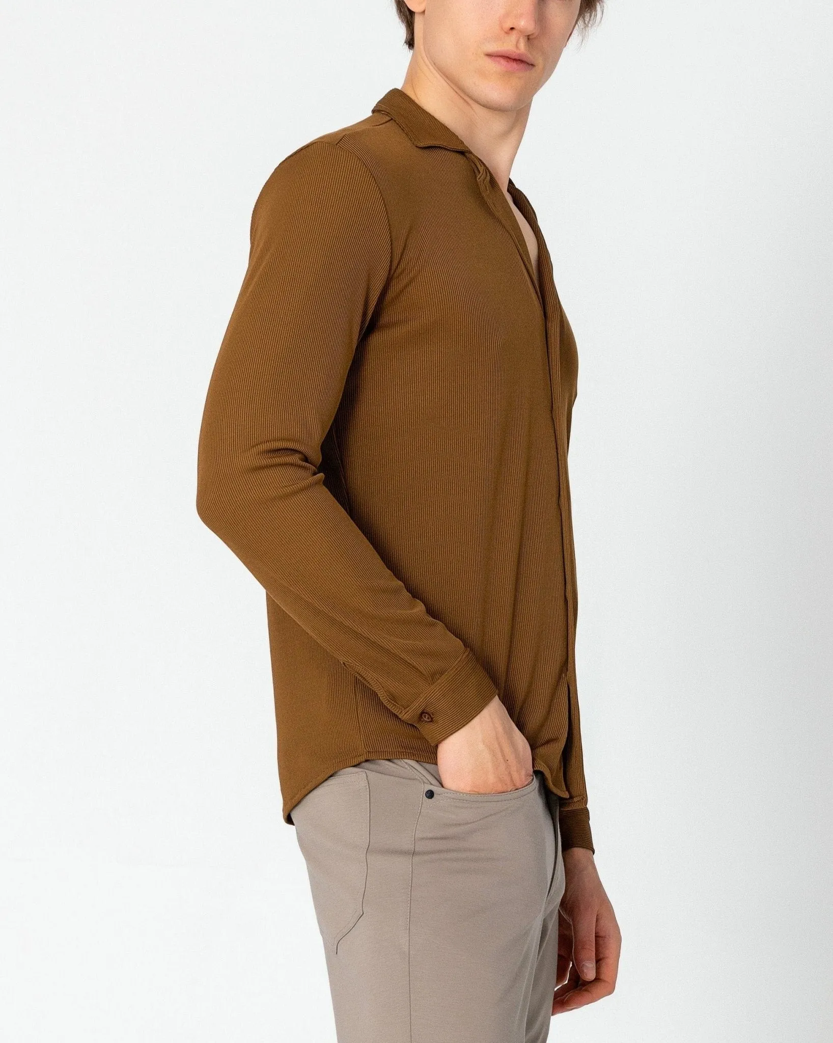 Lightweight Drapery Plisse Shirt - Camel
