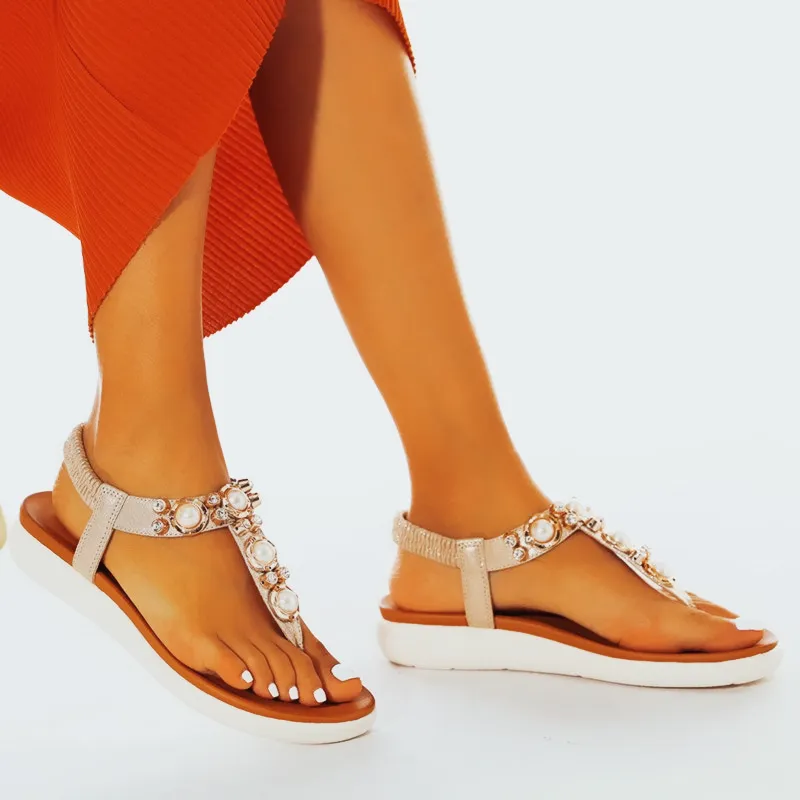 Vanccy Comfortable Pearl On Cloud Sandals